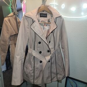 💝💝💝GUESS Light Pink Trench Coat with Black Trim and Belt💝💝💝